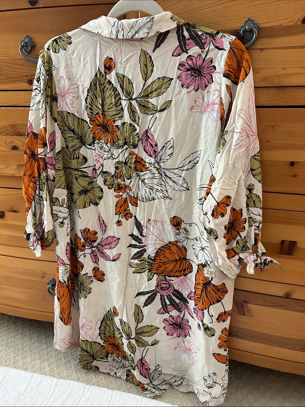 Cupshe Cream Floral Button-Front Tunic - Picture 5 of 5